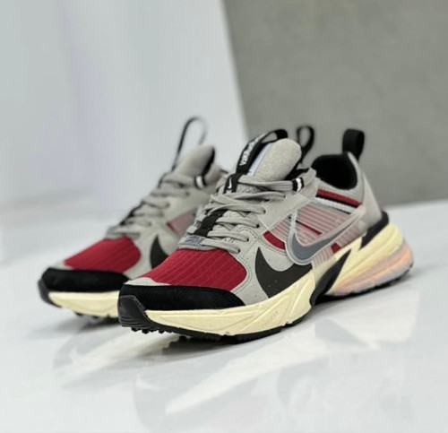 خرید و قیمت کتونی رانینگ نایک وی تو کی ران 2