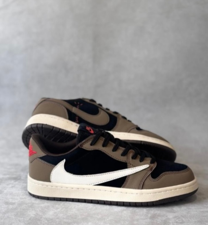 کفش کتانی نایک ایر جردن ترویس موکا Nike Air Jordan 1 Travis mocha