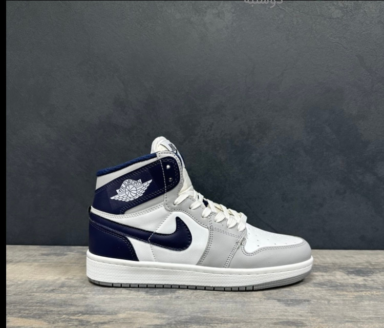 کتانی ساقدار مردانه زنانه طوسی سفید آبی بزرگ پا Nike Jordan 1