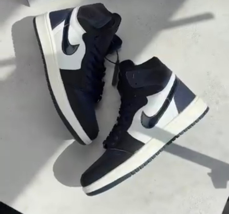 کفش کتانی مردانه زنانه نایک ایر جردن 1 ساقدار سفید سورمه ایی Nike Air Jordan 1