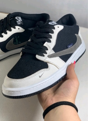 کفش کتانی مردانه زنانه ترویس دیور کاستوم مشکی Nike Air Jordan 1