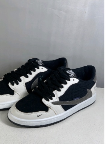 کفش کتانی مردانه زنانه ترویس دیور کاستوم مشکی Nike Air Jordan 1